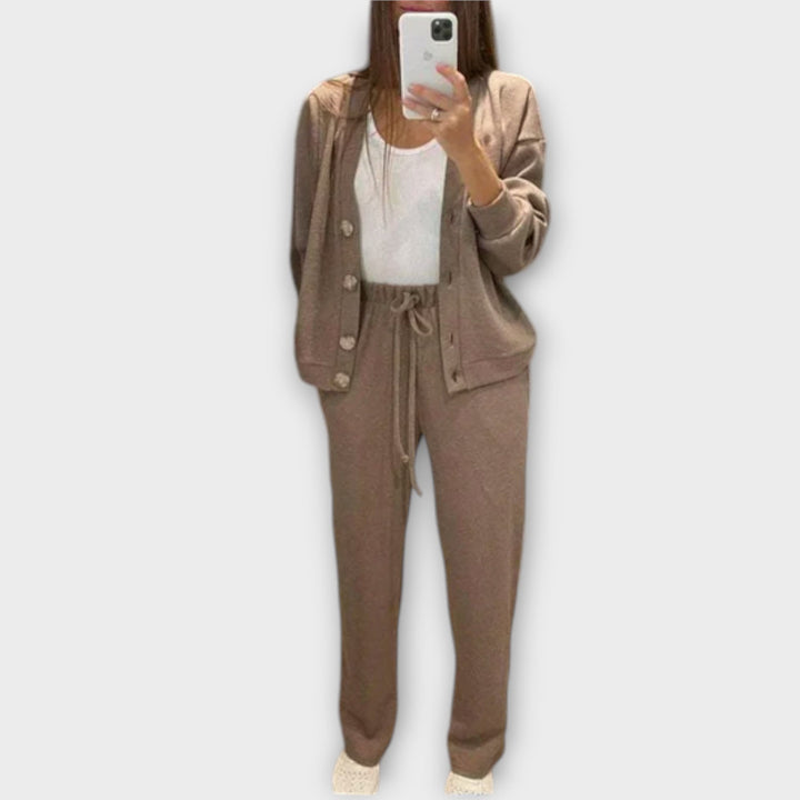 Chantal – Cardigan & Pants Set