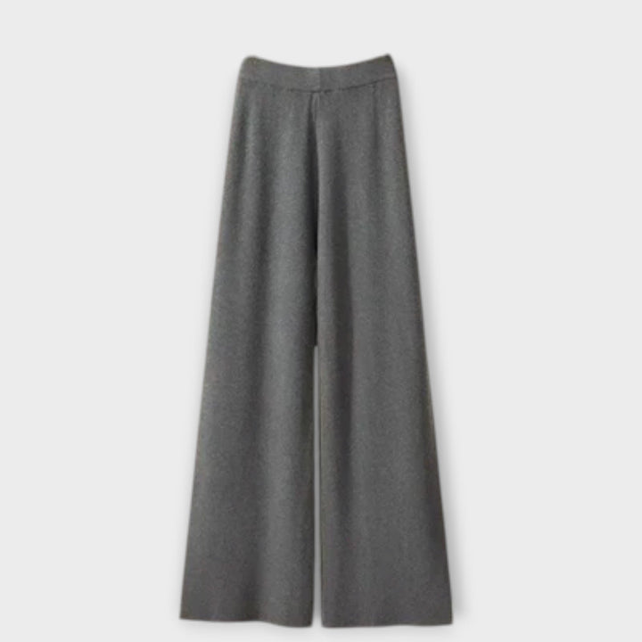 Sandra - Three-Piece Set