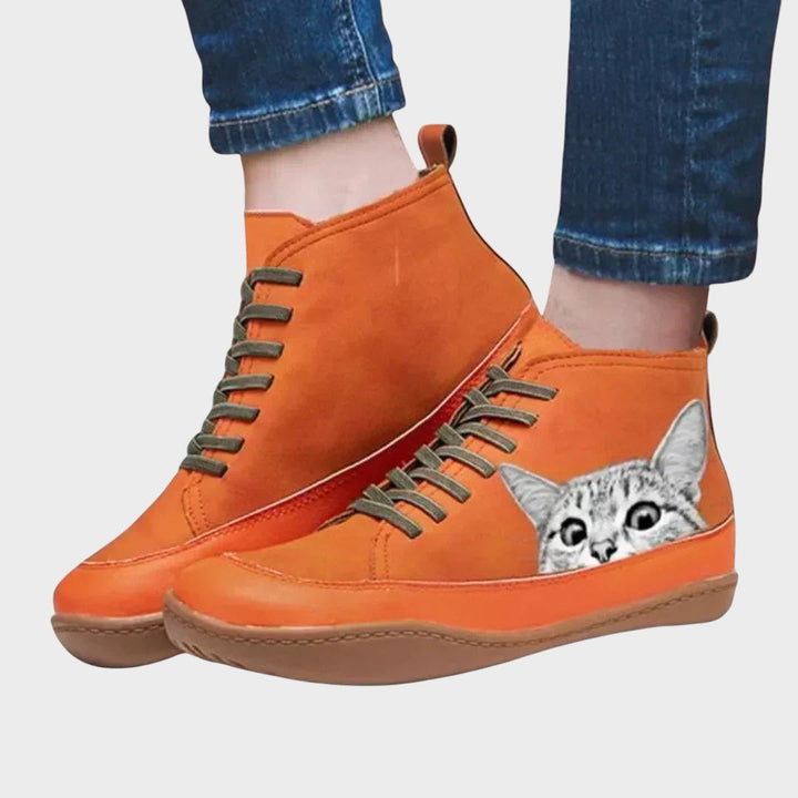 Plina - Boots Designed for Cat Lovers