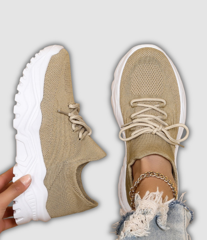 Alisa - Comfortable Lace-Up Shoes