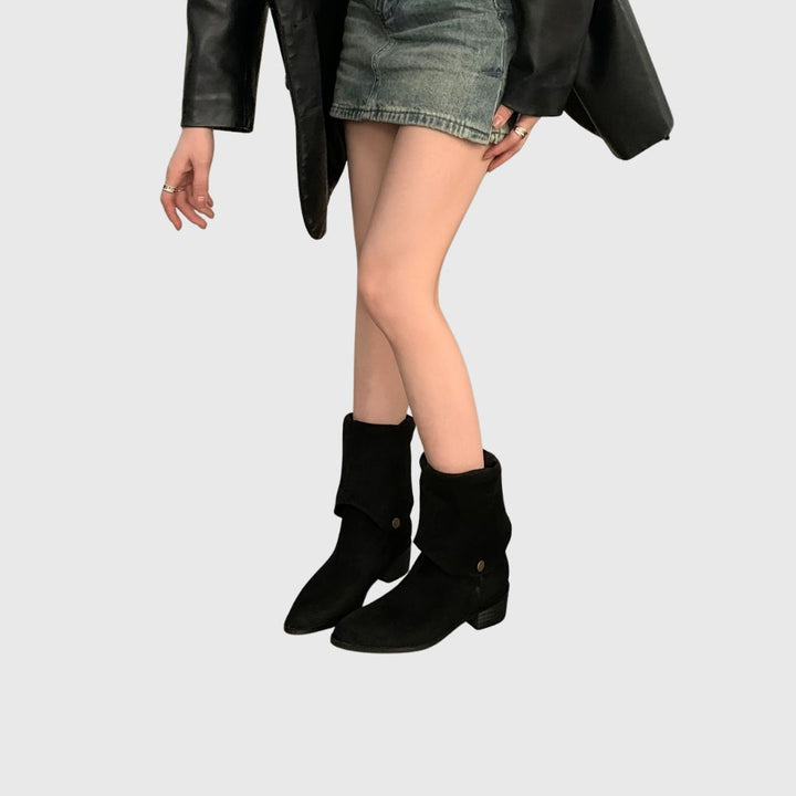 Talié - Elegant V-Shape Boots