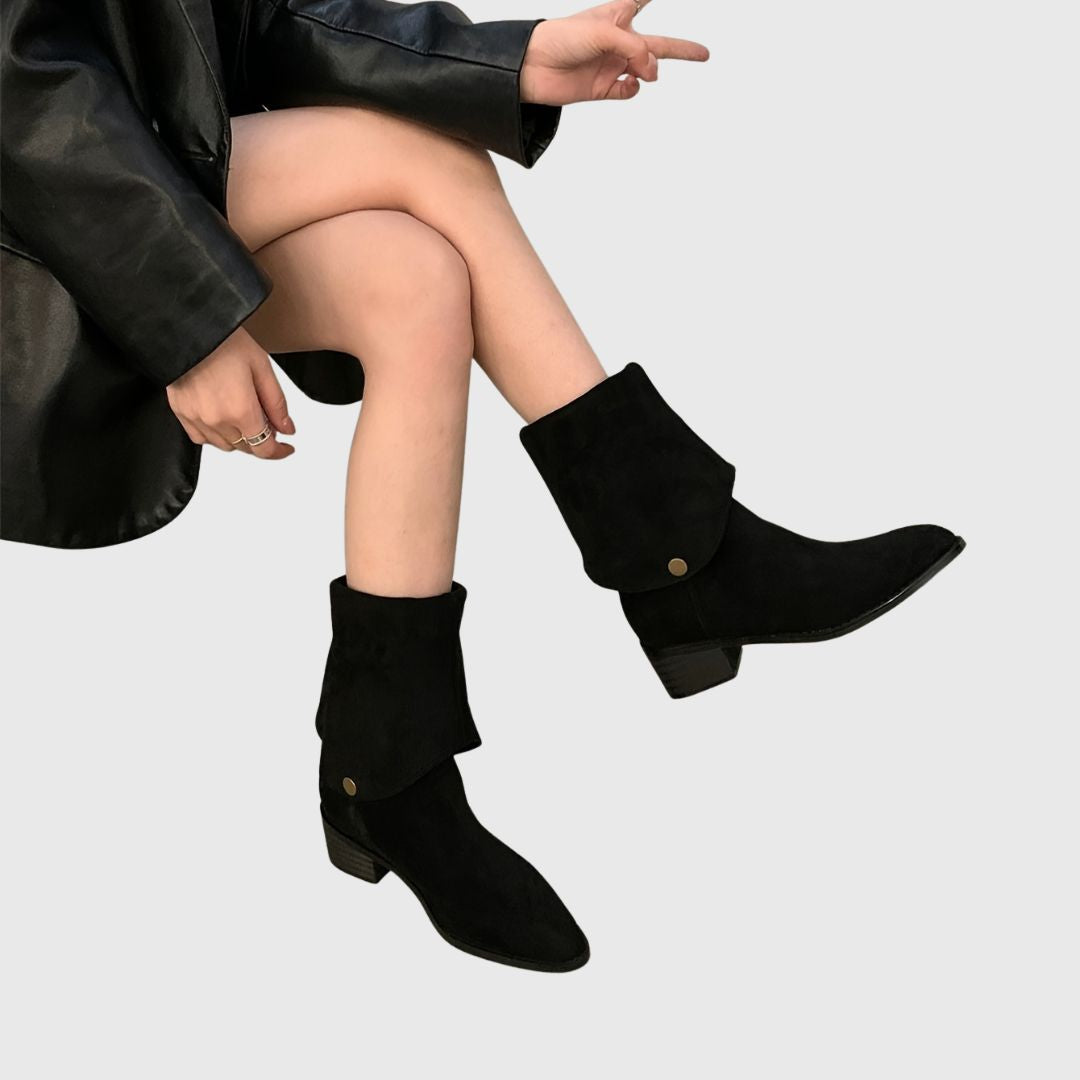 Talié - Elegant V-Shape Boots