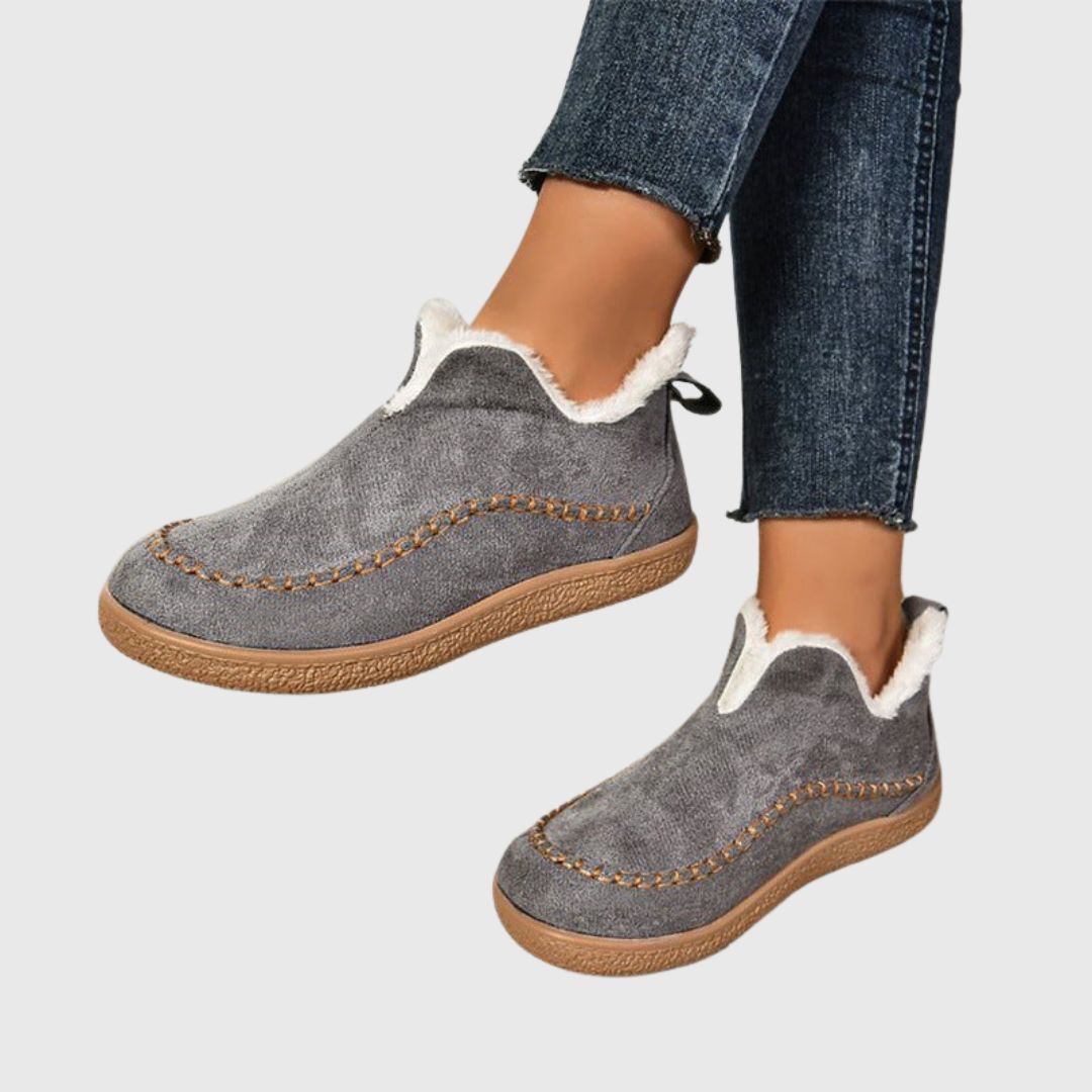 Chloe - Slip-On Moccasin
