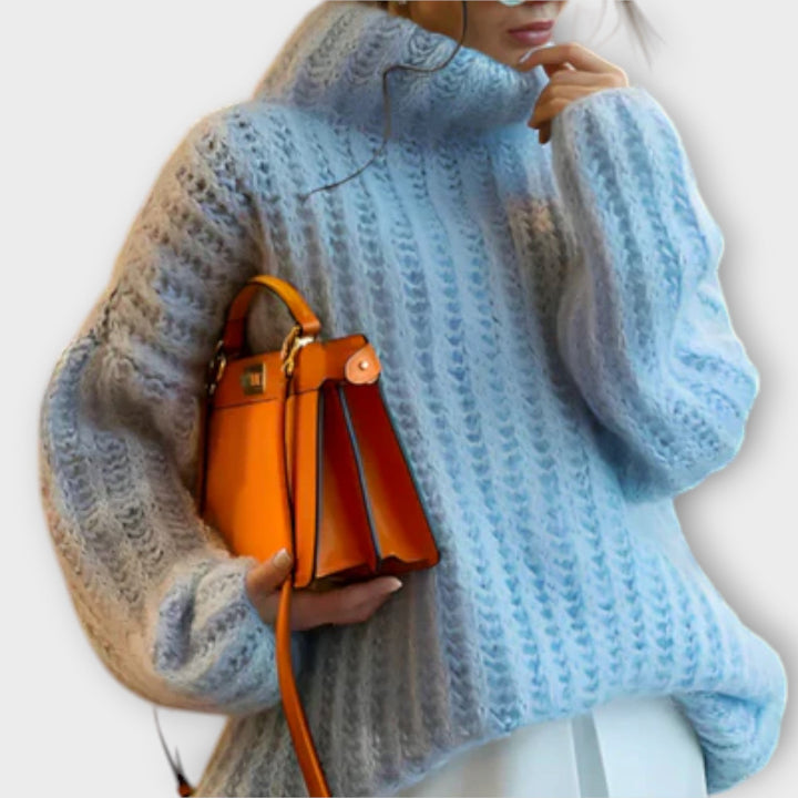 Paulina - Soft Long-Sleeve Hoodie